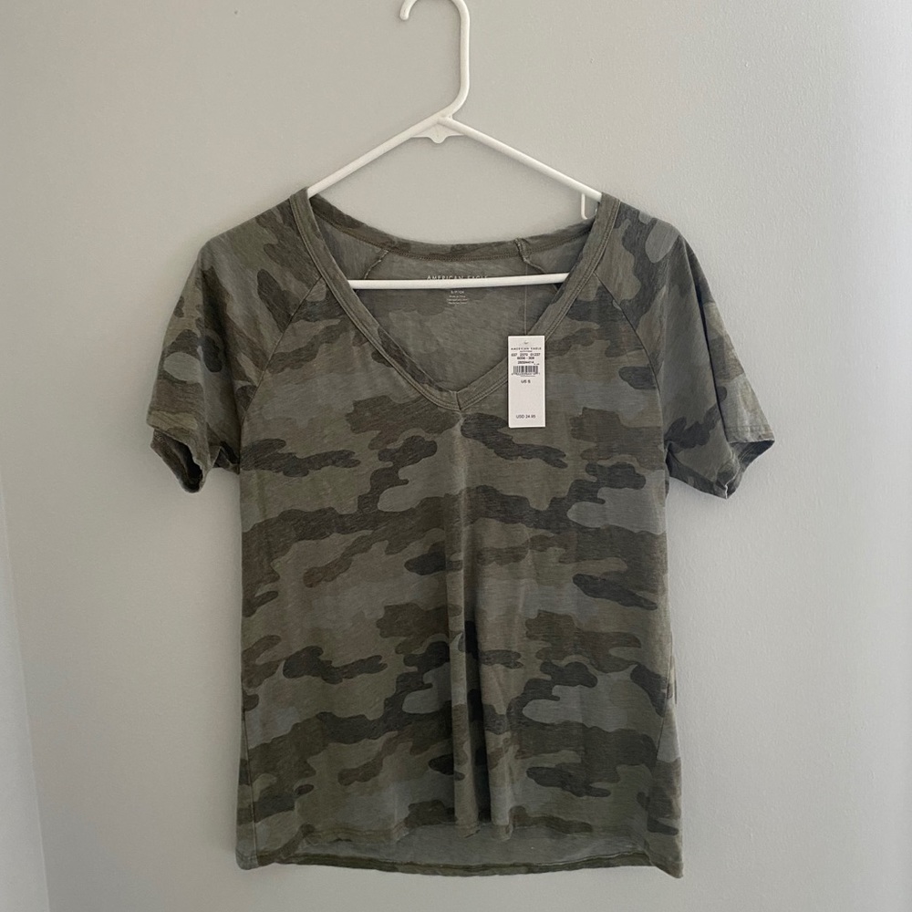 NWT American eagle camo tee